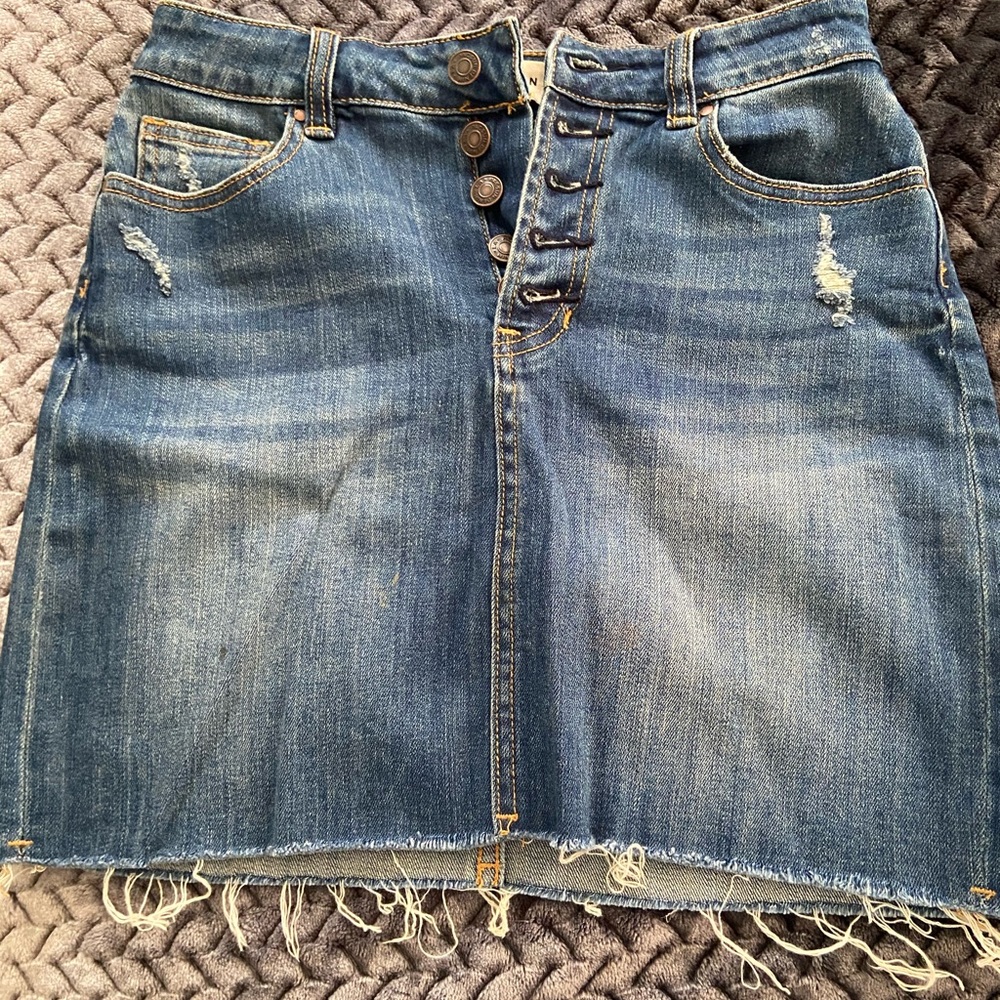 High waisted skirt